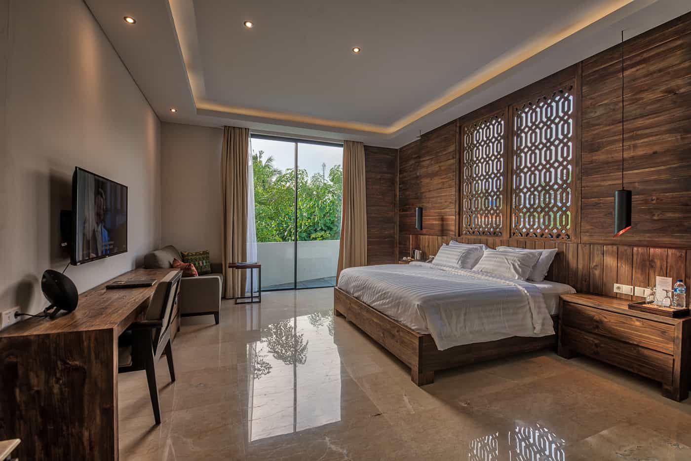 Kemangi Restaurant and B&B deluxe room